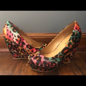 Wedge heels size 7